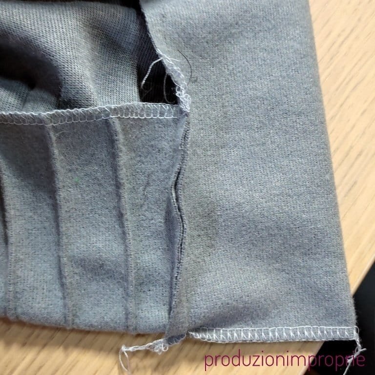 Making of Cardigan Gioiello (The Garnet Cardigan) assemblaggio collo a scialle